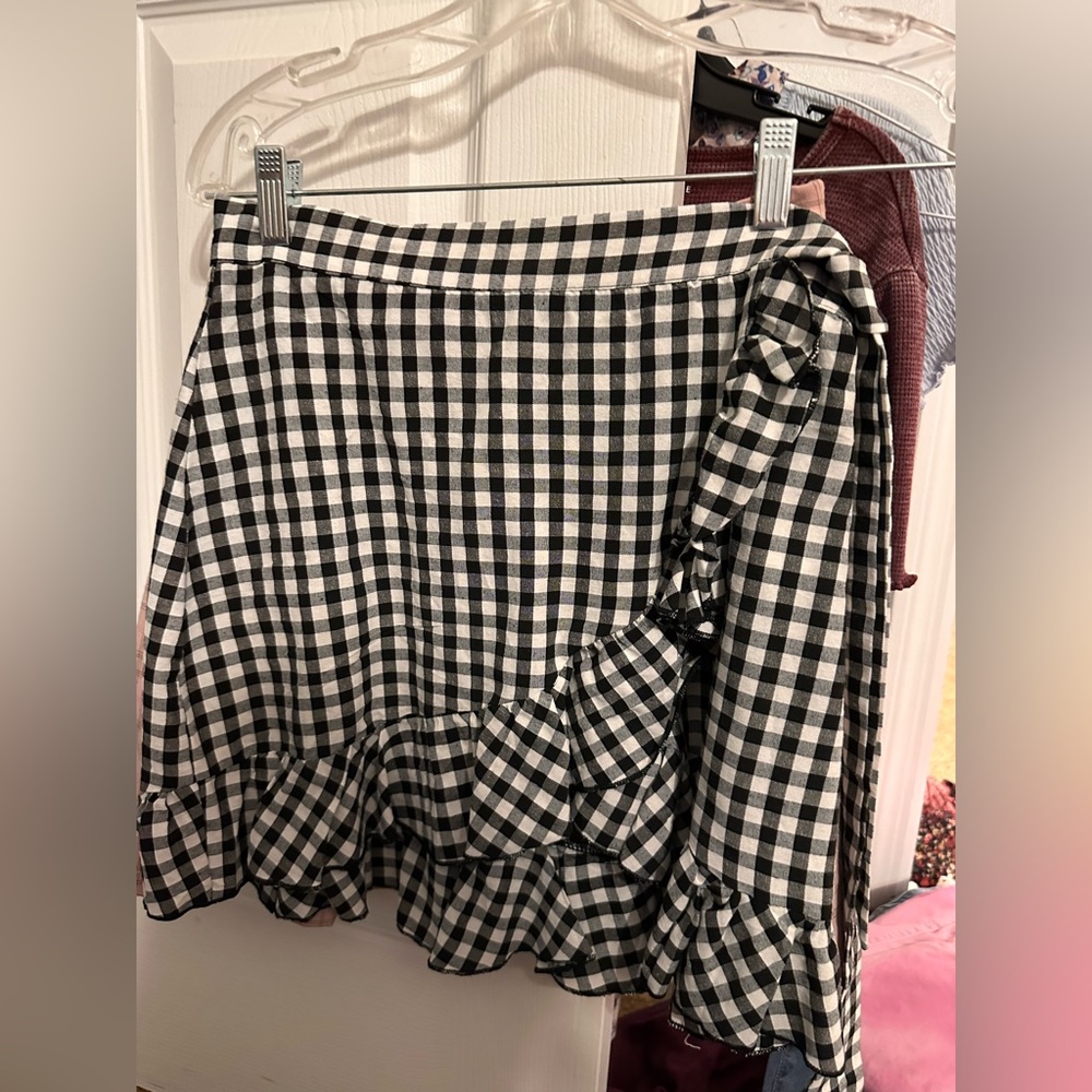 super cute skirt